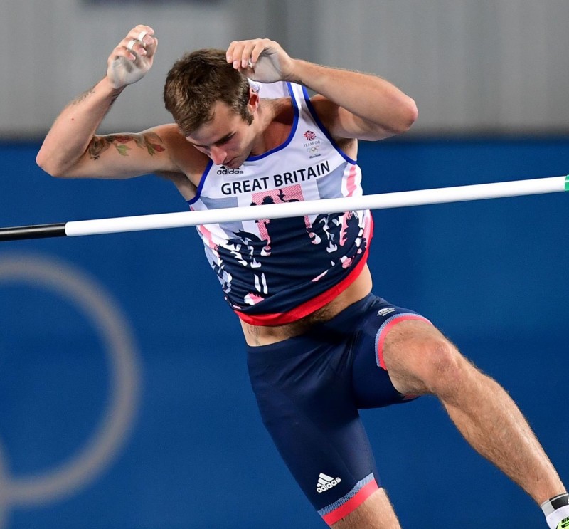 Other image for No 3rd straight gold for Cutts but Ferguson makes semi-final